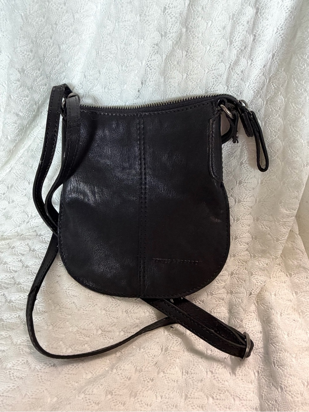 Spikes and sparrow Black Leather Crossbody Bag
